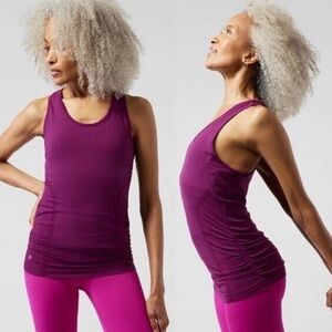 ATHLETA Speedlight Racerback Seamless Tank Top Raspberry/Purple Women’s Size M